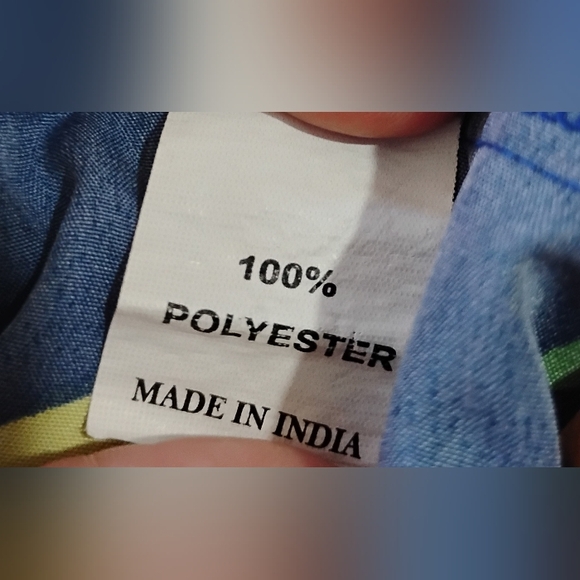 Lvish parrot button down shirt with pocket size large - Picture 3 of 8